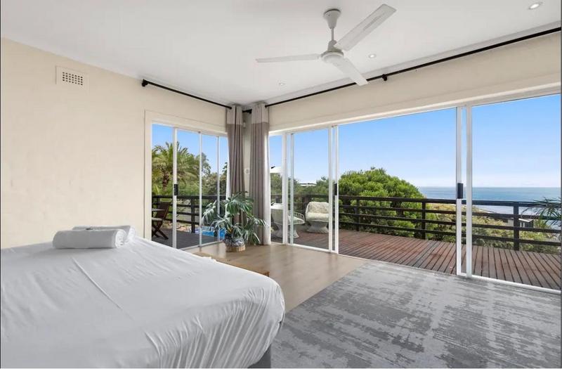 5 Bedroom Property for Sale in Llandudno Western Cape